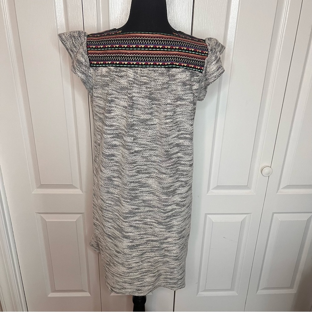 THML Anthropologie Black Embroidered Cheyenne Shift Dress M Boho Aztec V Neck - Picture 5 of 9
